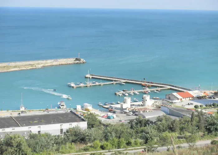 Panorama アパート ゴールデンサンド